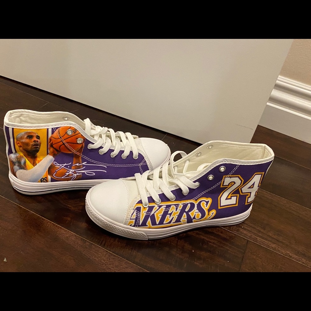 Kobe Bryant Canvas Printed Hightops. Size 37